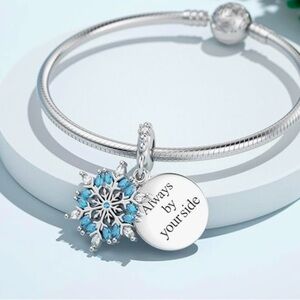 Winter wonderland Christmas style 925 sterling snowflake charm fits pandoras